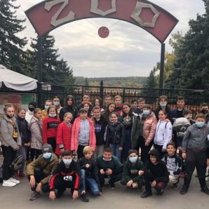 UN GEST MIC PENTRU OMENIRE, UN ZÂMBET MARE PENTRU COPII